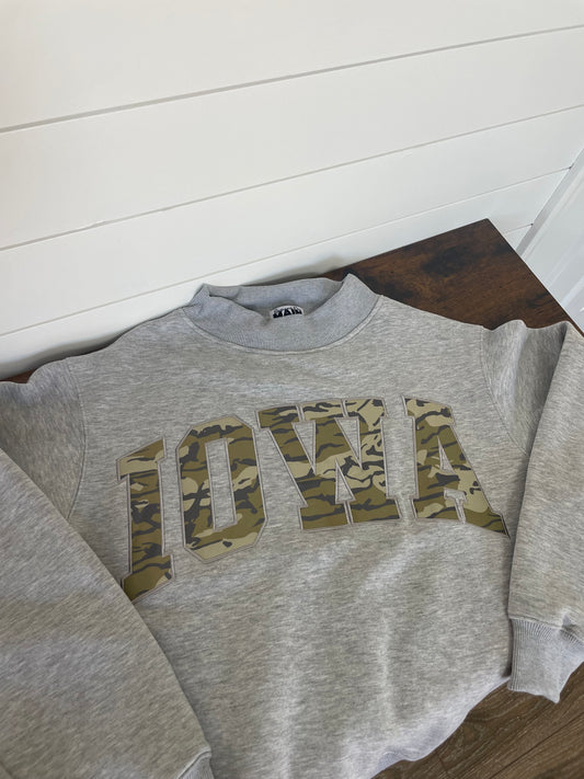 Iowa Camo Grey Mockneck