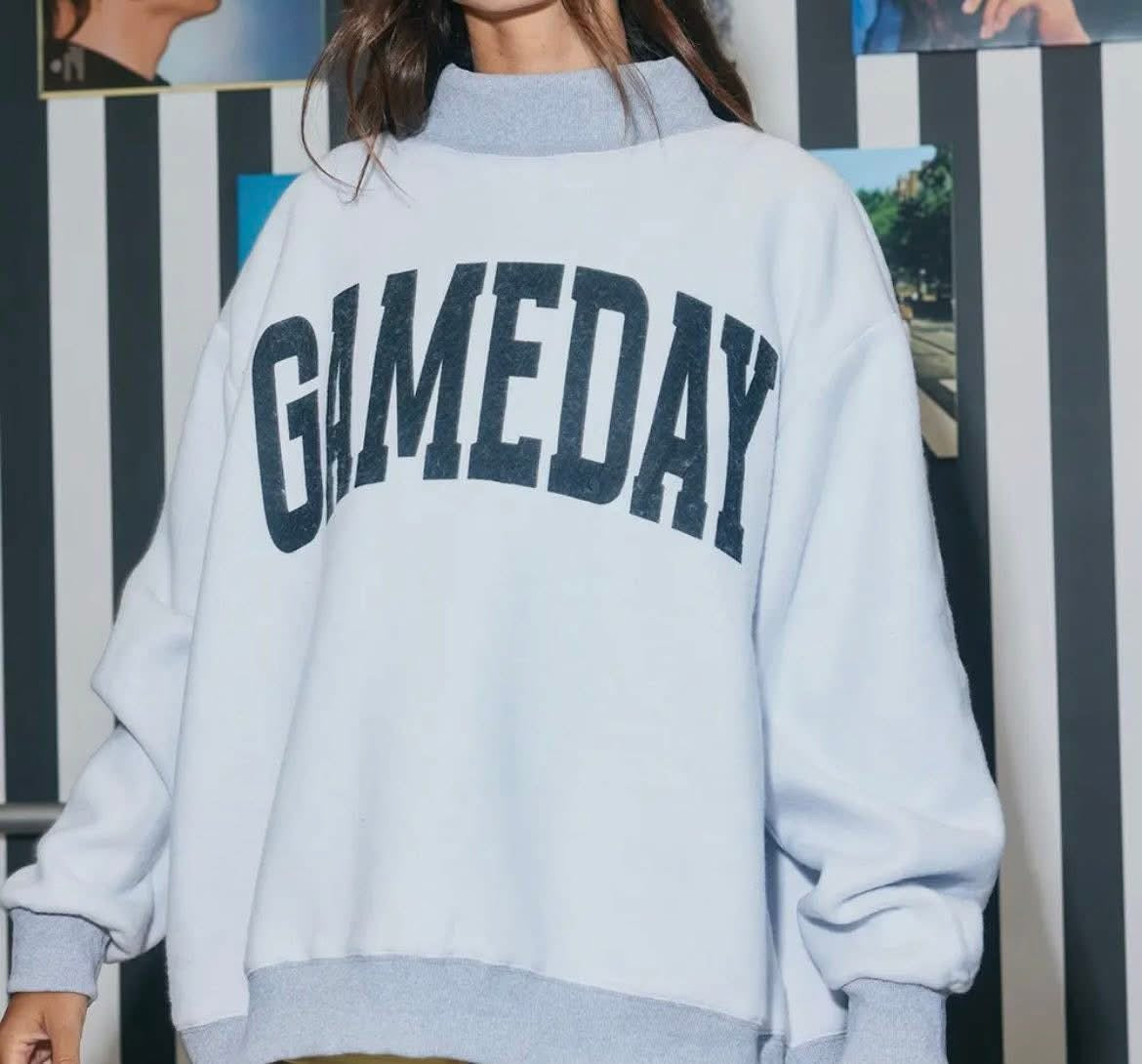 FOOTBALL & GAMEDAY Reversible Mockneck