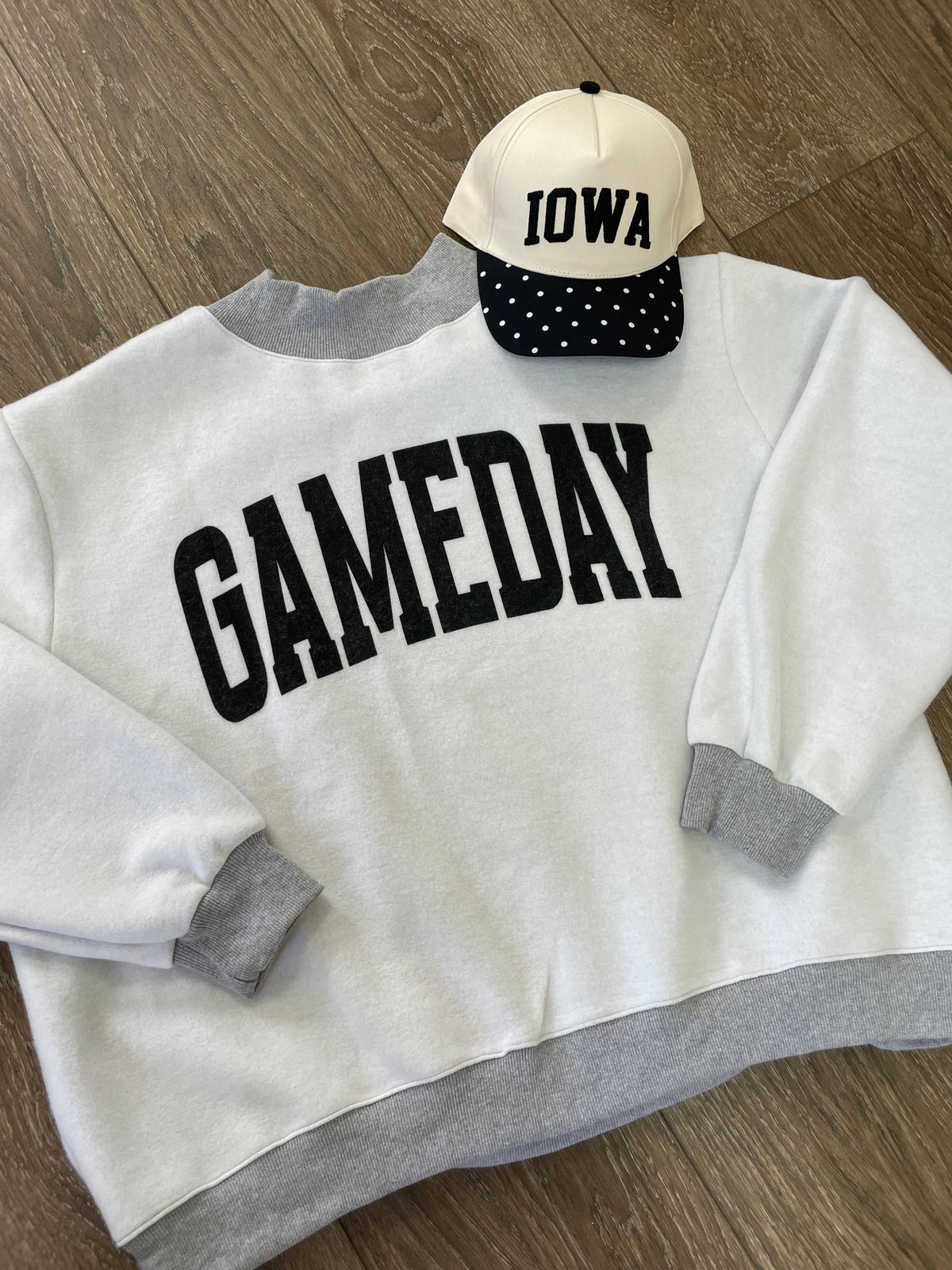 FOOTBALL & GAMEDAY Reversible Mockneck