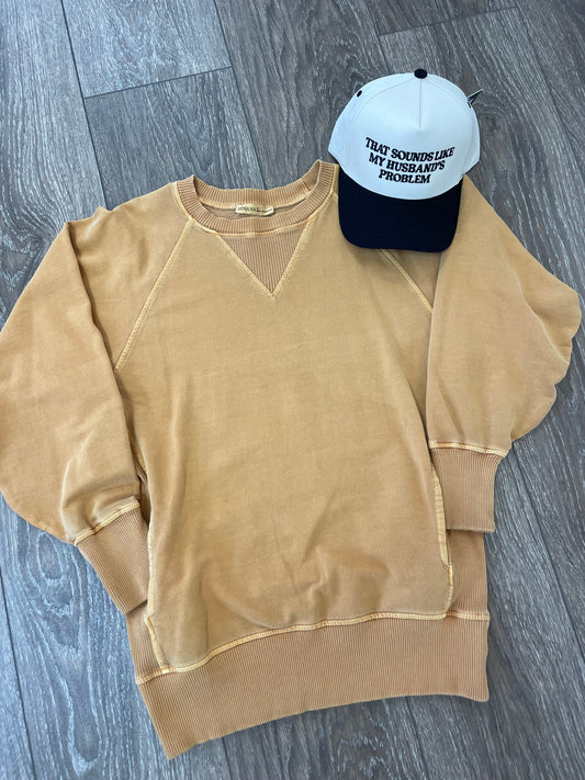 Pullover with pockets mustard