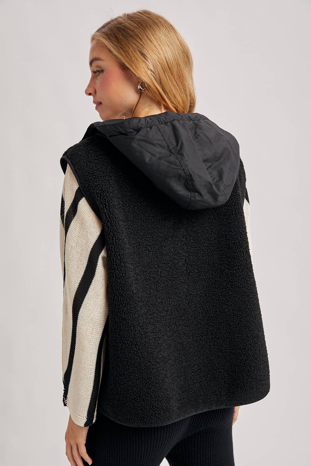Black Sherpa Vest