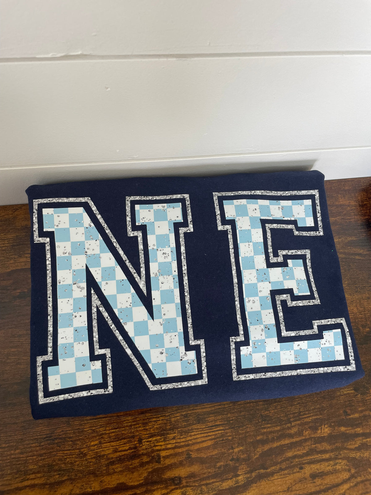 NE checkered long sleeve shirt