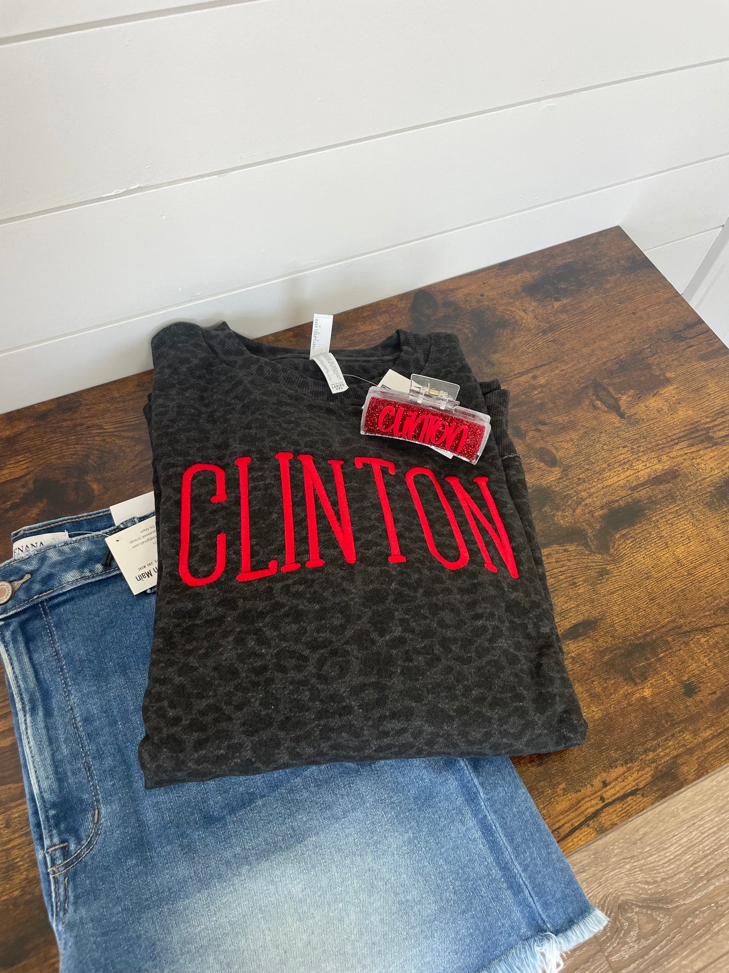 Clinton Animal Print Embroidered Women’s Crewneck