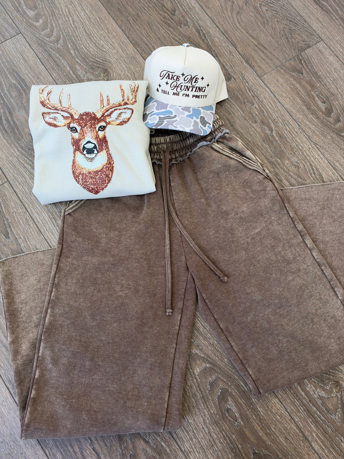 Sand Deer Crewneck