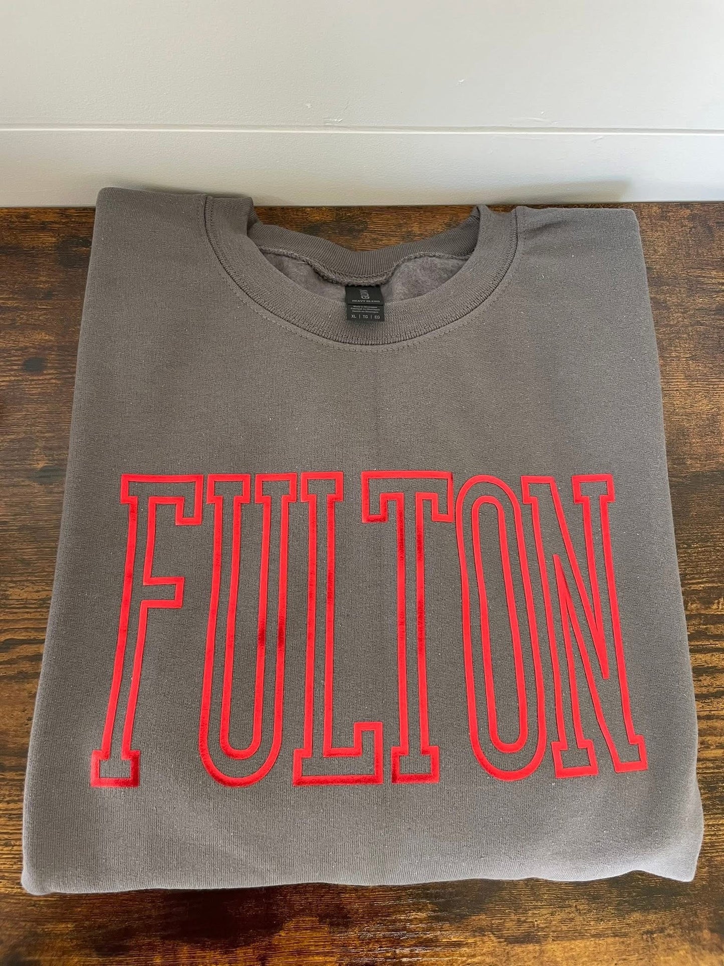 Fulton red metallic puff crewneck