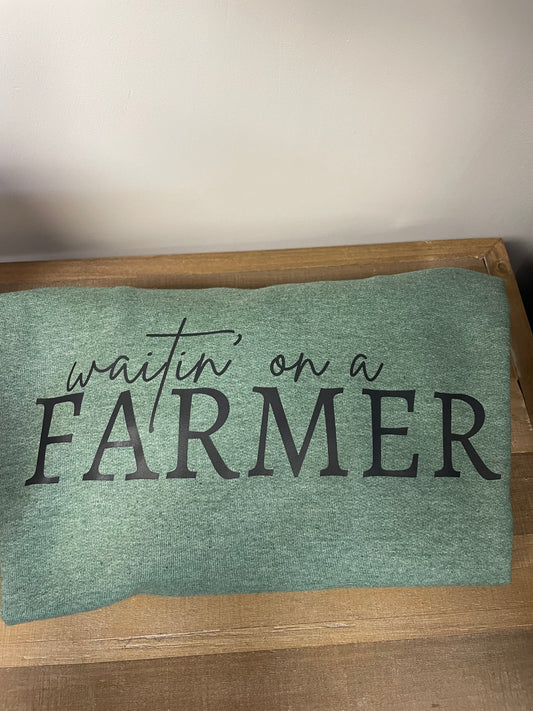 Waitin’ on a farmer small crewneck