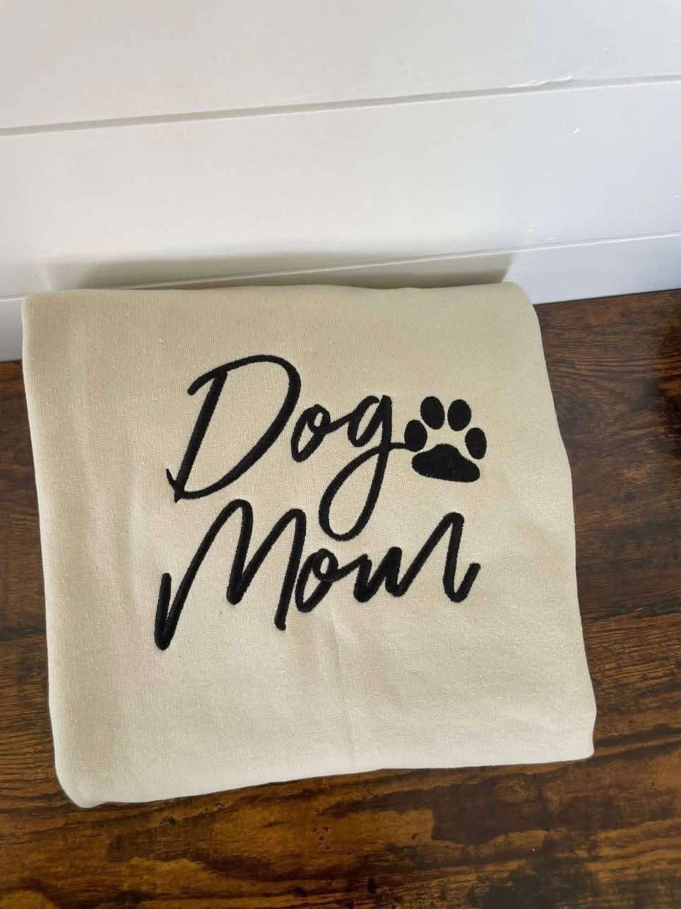 Dog Mom Sand Embroidered Crewneck