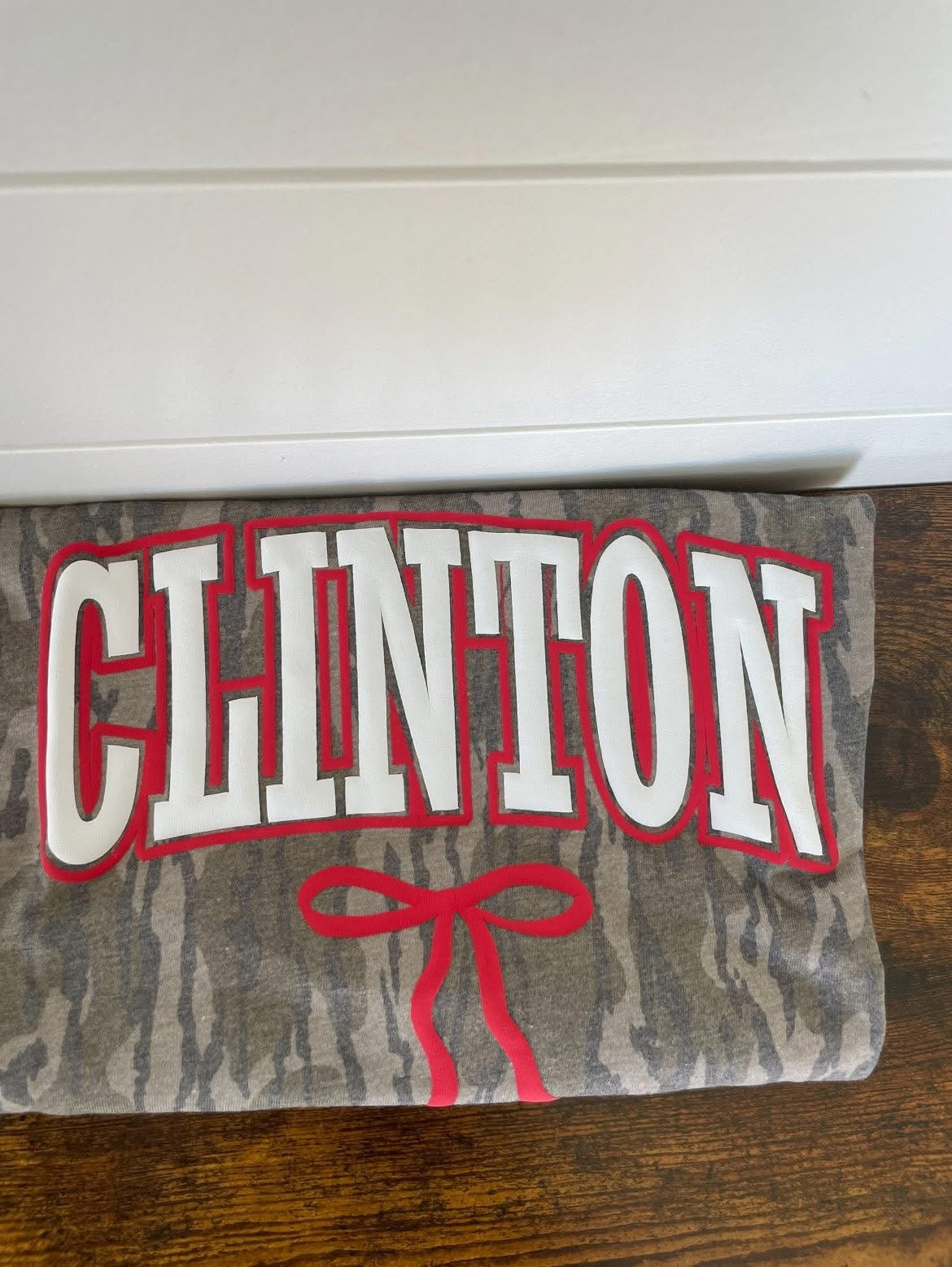 Clinton Mossy Oak Camo shirt